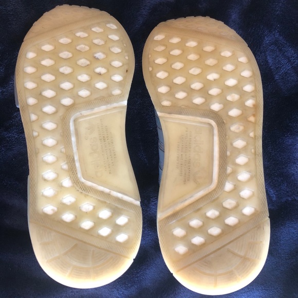 Adidas NMD R1 - Picture 4 of 5